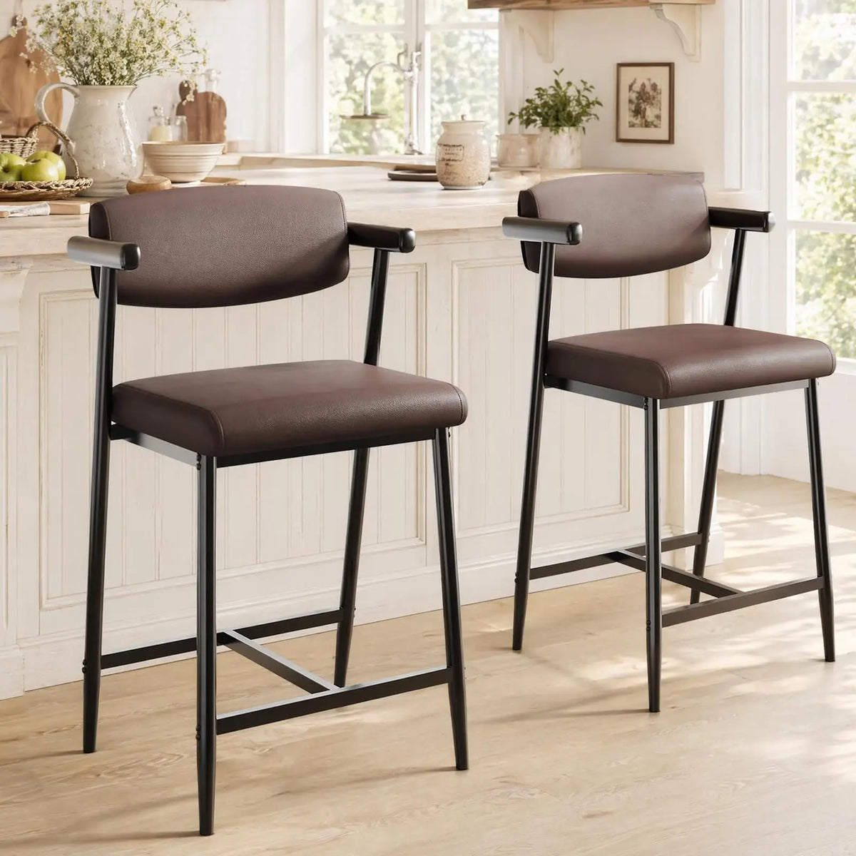 HiMiss Set Of 4 Counter Height Bar Stools With Arms
