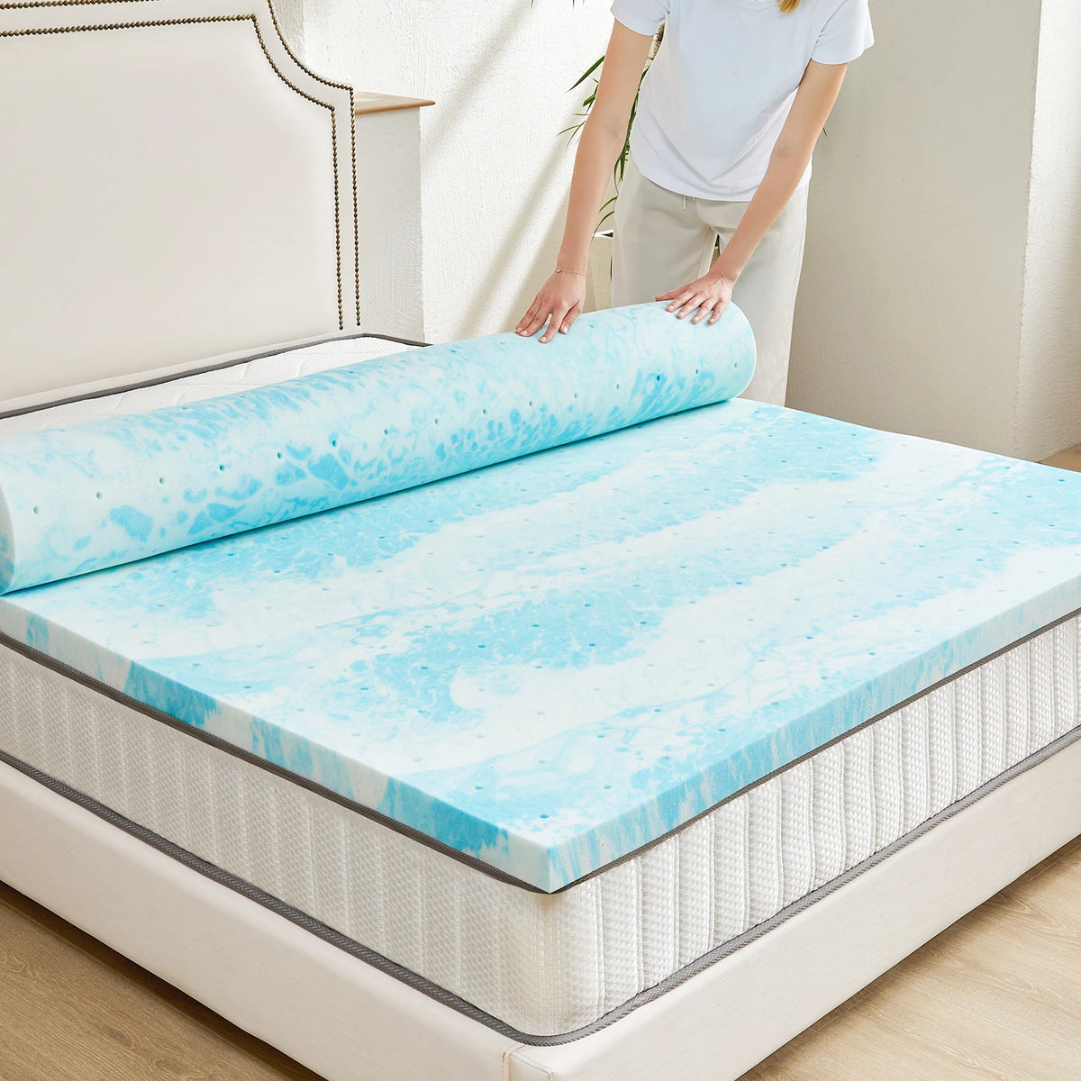 JHK Gel Cooling Memory Foam Mattress Topper For Enhanced Comfort