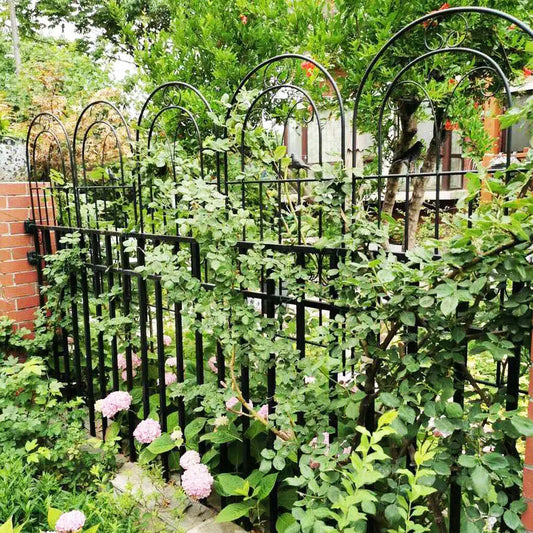 Rust Resistant Metal Garden Trellis Fence For Climbing Plants